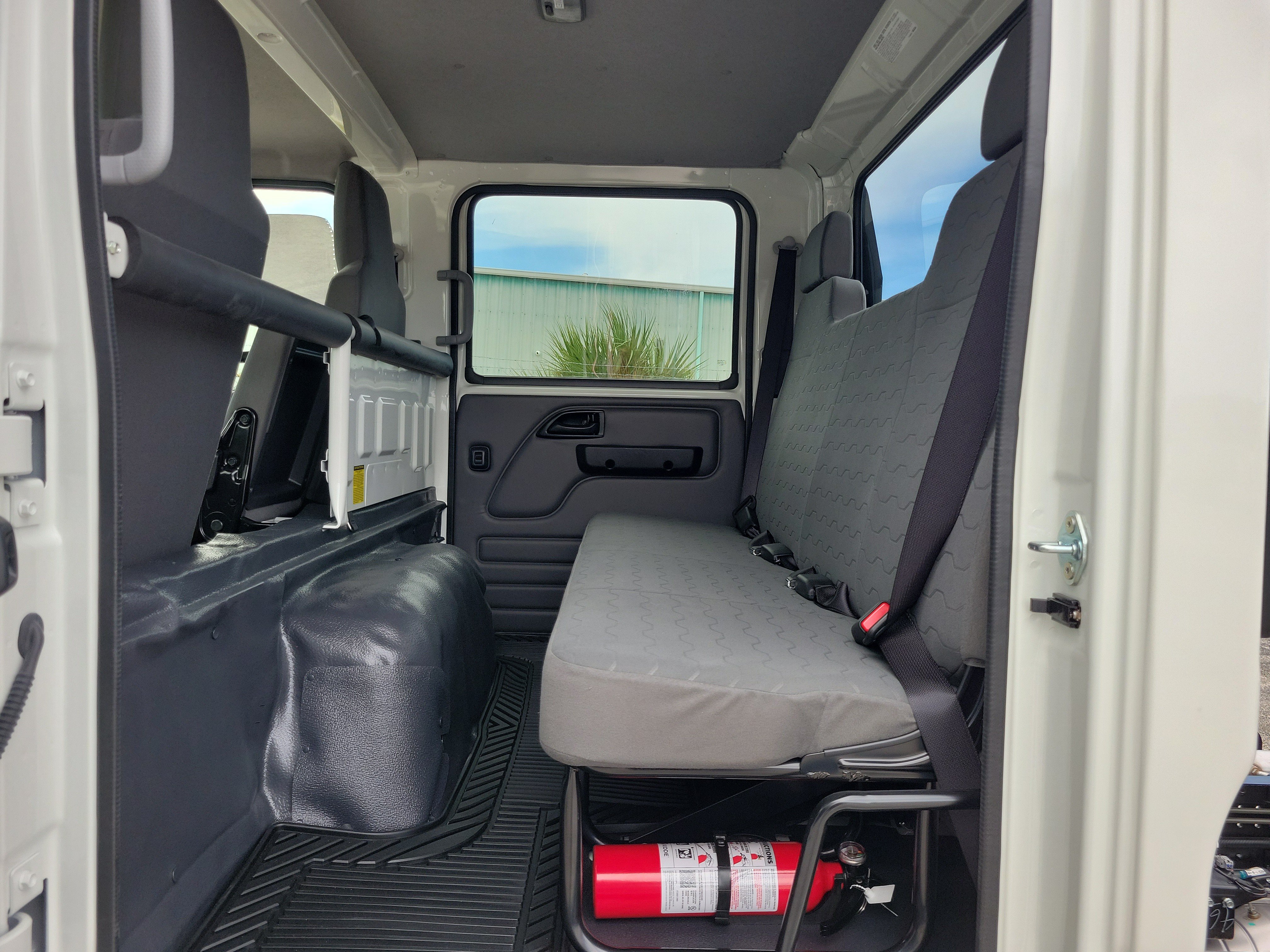 Used 2027 Isuzu NPR RWD image 6