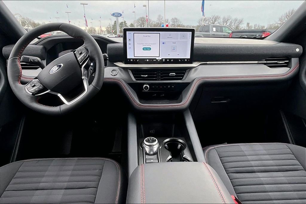 New 2026 Ford Explorer ST-Line w/ ST-Line Street Pack image 5