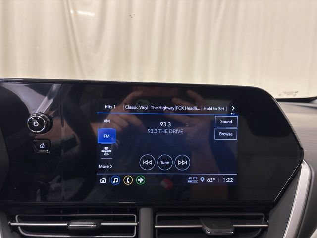 New 2026 Chevrolet Trax LS w/ LS Convenience Package FWD image 19