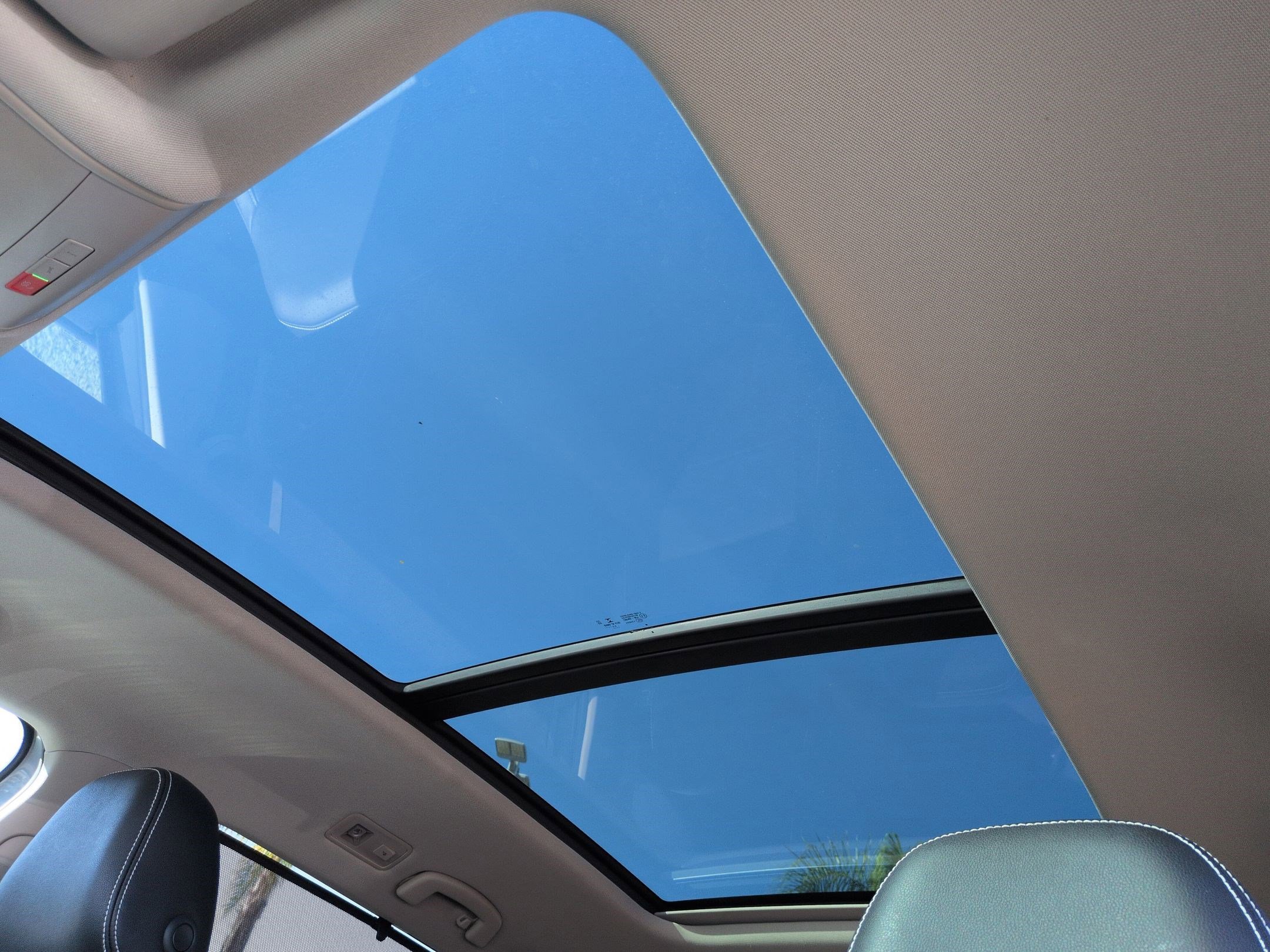 Used 2023 Volkswagen Atlas SE w/ Panoramic Sunroof Package image 26