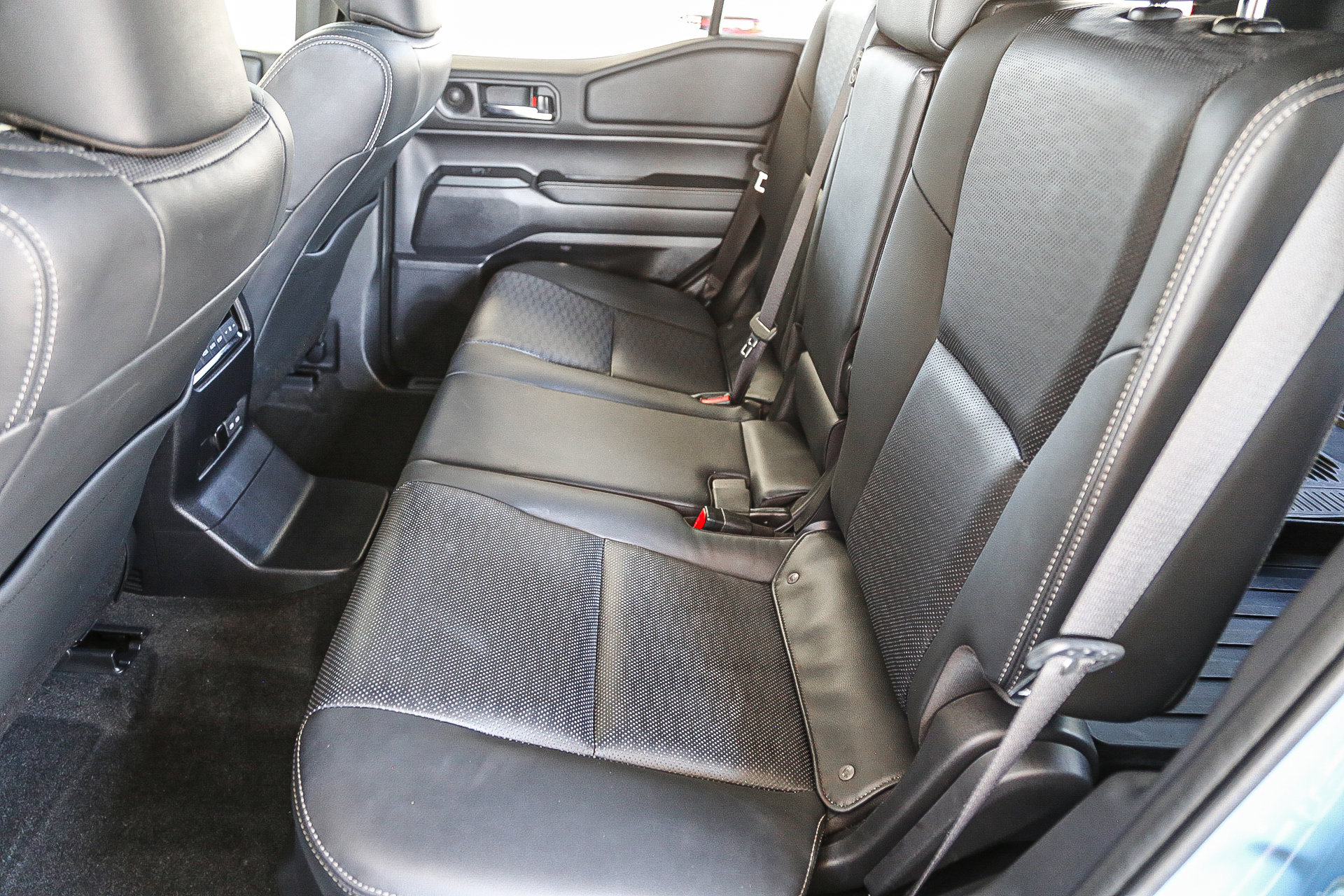 Used 2024 Toyota Land Cruiser w/ Premium Package image 18