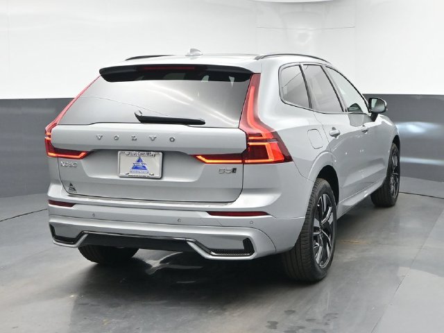 New 2027 Volvo XC60 B5 Core AWD/4WD image 8