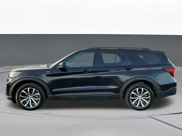Used 2025 Ford Explorer ST-Line image 8