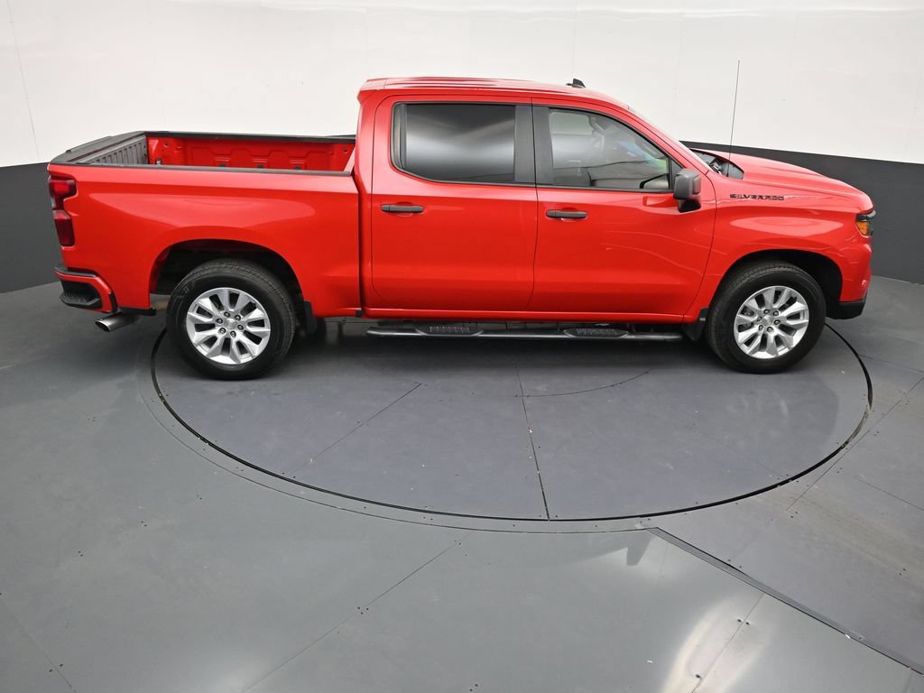 Used 2022 Chevrolet Silverado 1500 Custom w/ LPO, Dark Essentials Package RWD image 17