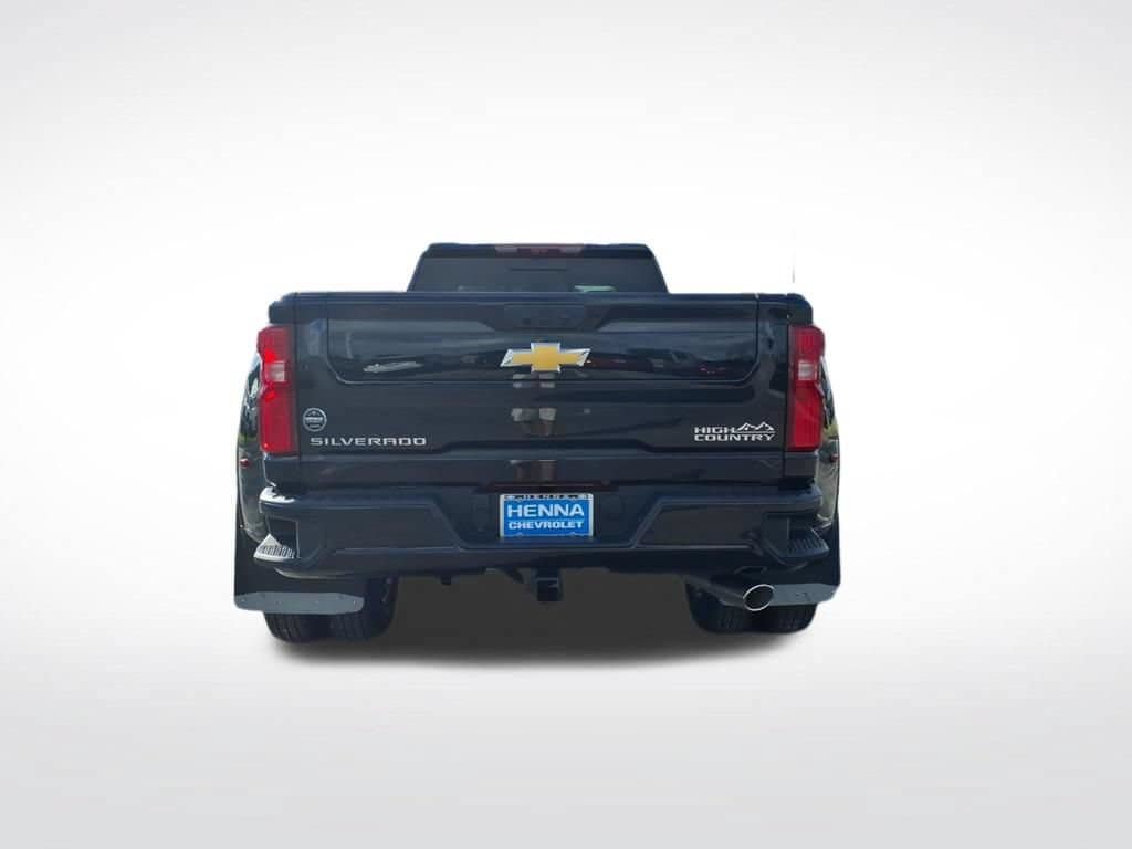 New 2026 Chevrolet Silverado 3500 High Country w/ Technology Package AWD/4WD image 4