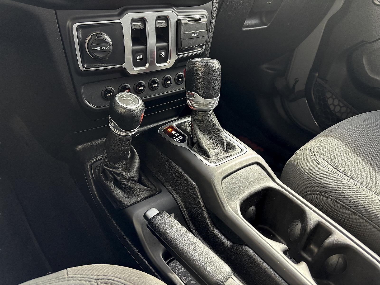 Used 2019 Jeep Wrangler Sport image 14