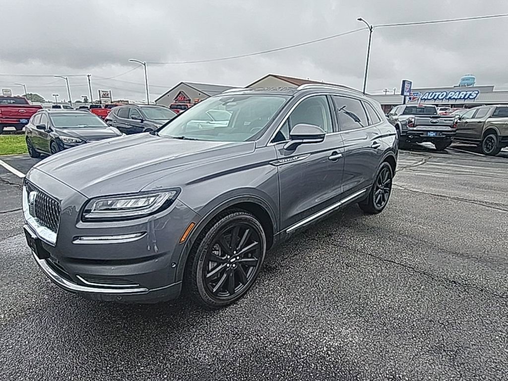 Used 2022 Lincoln Nautilus Reserve w/ Equipment Group 201A AWD/4WD image 3
