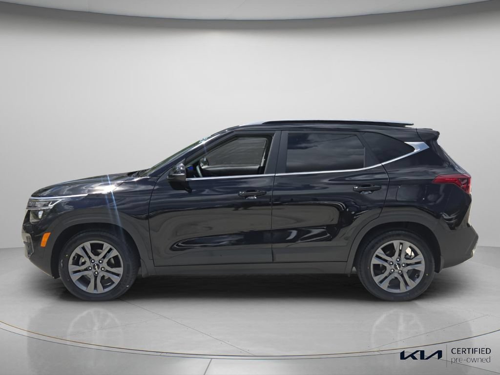 Certified 2023 Kia Seltos S w/ Navigation Package FWD image 3