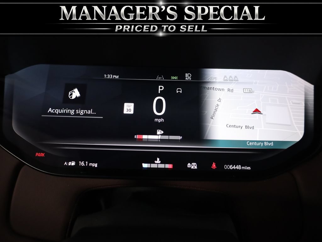 Used 2025 Land Rover Range Rover SE AWD/4WD image 18