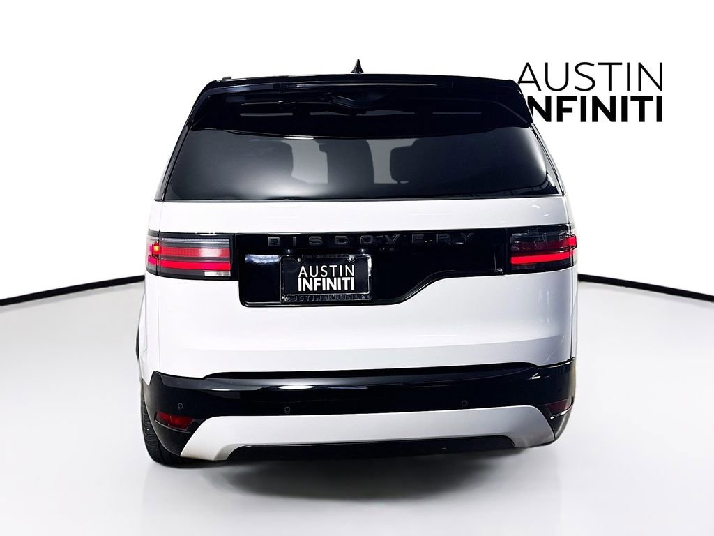 Used 2024 Land Rover Discovery Dynamic SE image 6