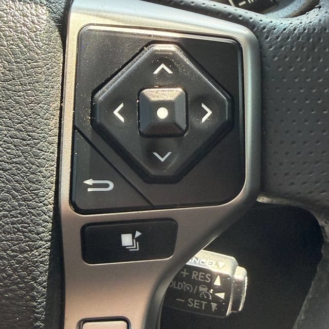 Used 2021 Toyota 4Runner Limited RWD image 19