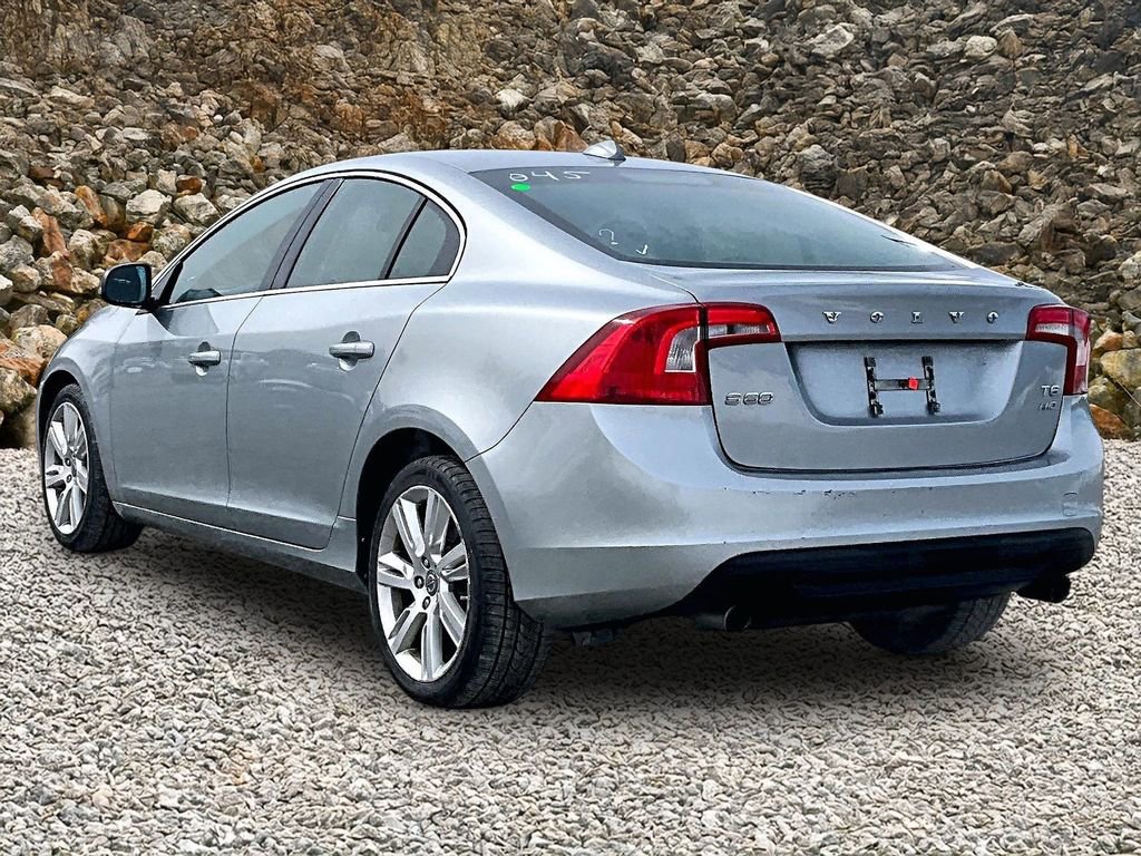 Used 2011 Volvo S60 T6 image 11