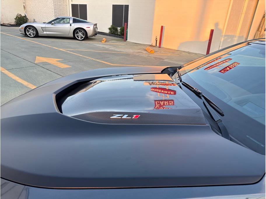 Used 2019 Chevrolet Camaro ZL1 image 13