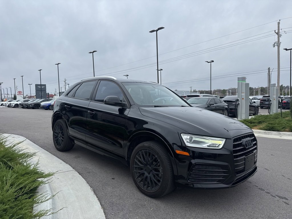 Used 2018 Audi Q3 2.0T Premium w/ Convenience Package image 3
