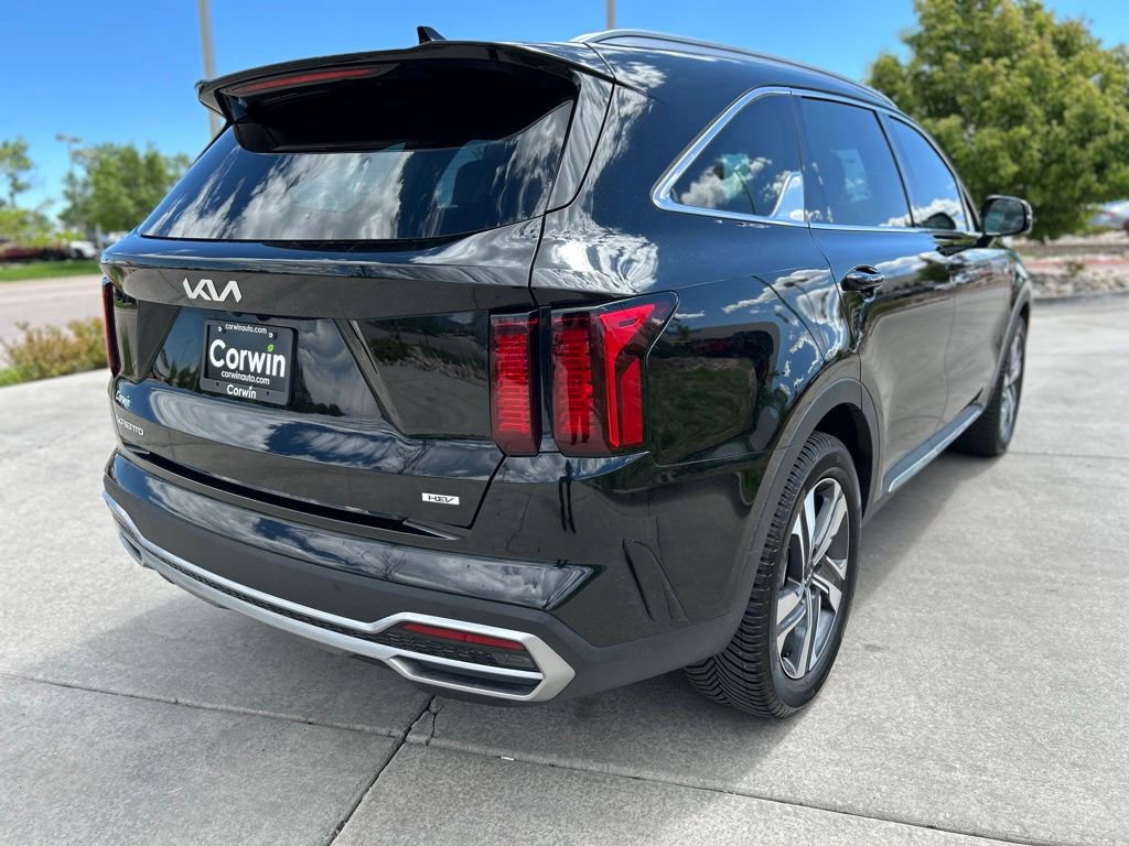 Used 2024 Kia Sorento EX w/ Panoramic Sunroof Package AWD/4WD image 8