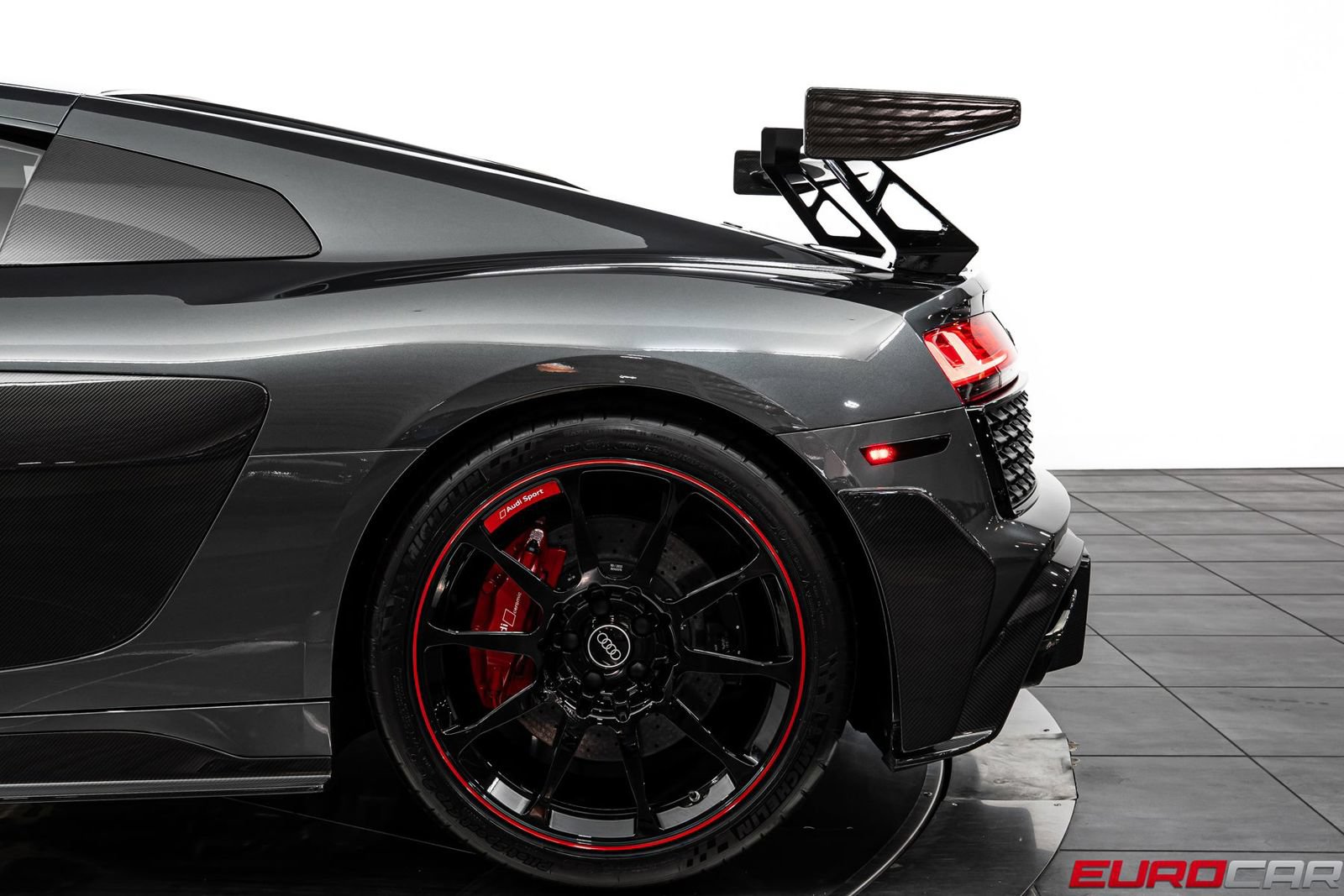 Used 2023 Audi R8 V10 GT RWD image 21