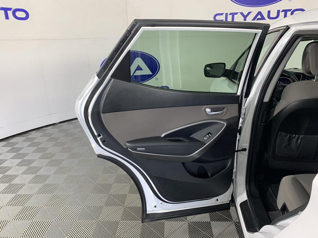 Used 2018 Hyundai Santa Fe Sport FWD image 28