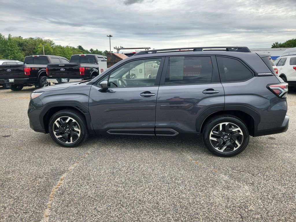 Used 2025 Subaru Forester Limited image 4