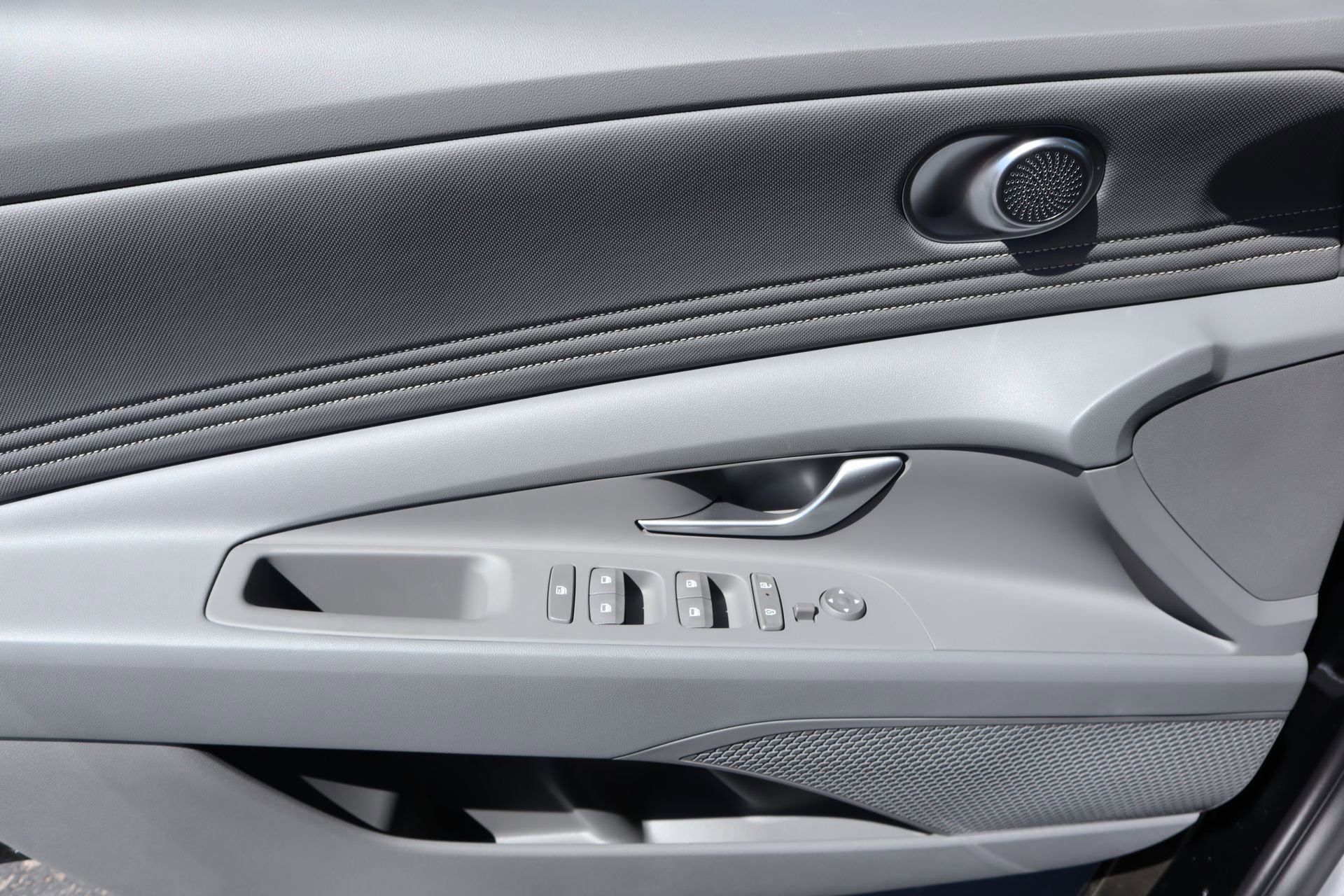 New 2026 Hyundai Elantra SEL Sport image 15