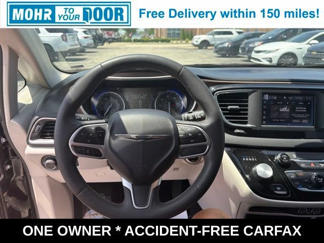 Used 2023 Chrysler Voyager LX FWD image 29