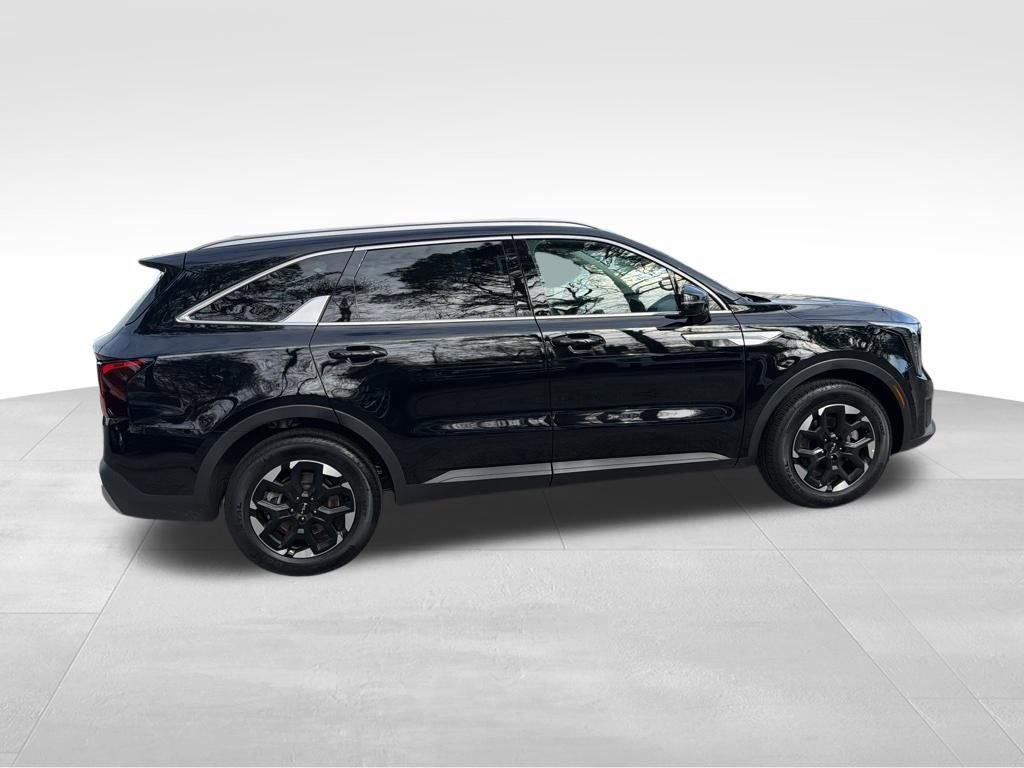 Certified 2025 Kia Sorento S w/ Panoramic Sunroof Package FWD image 7