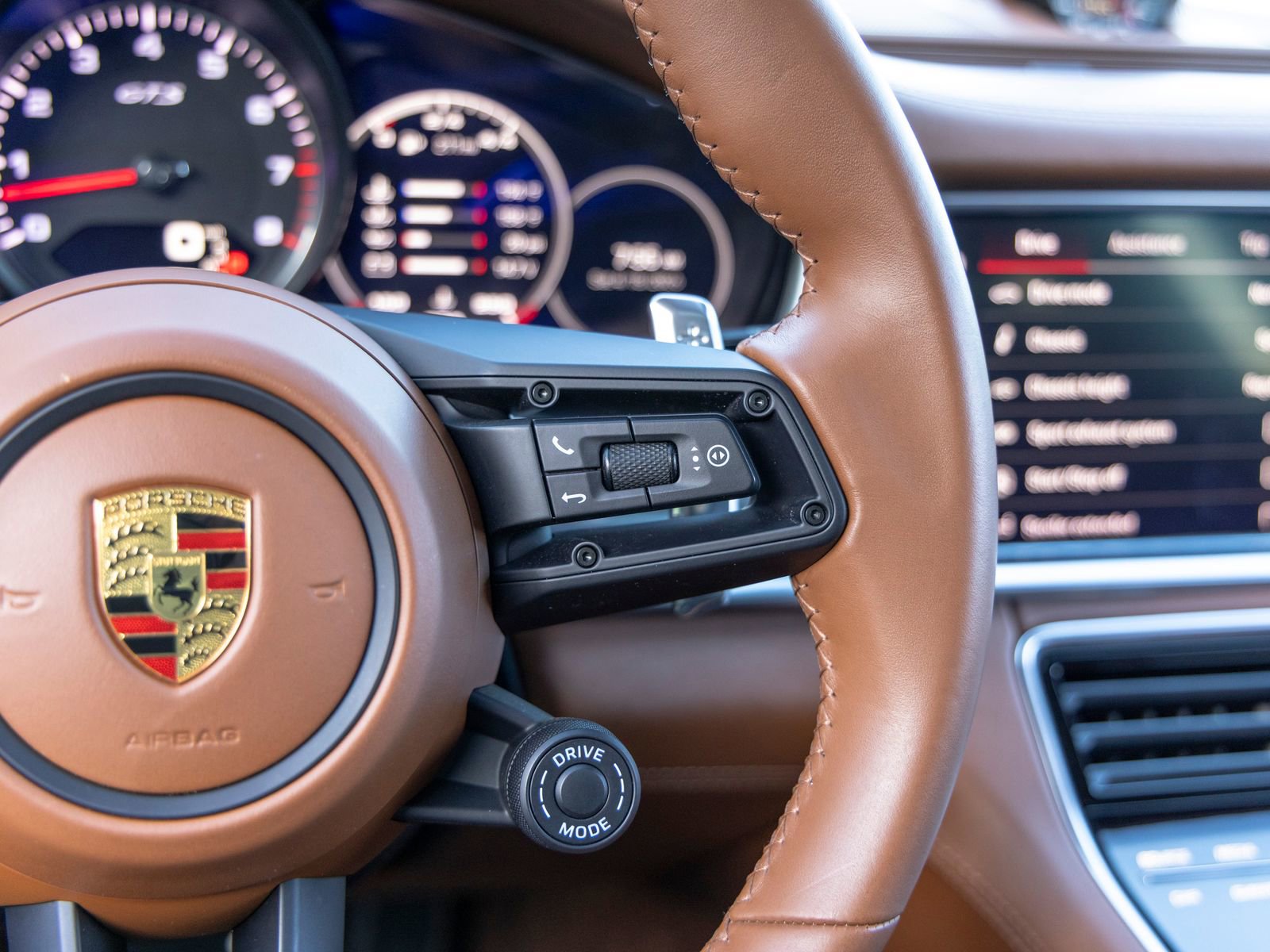 Used 2022 Porsche Panamera GTS AWD/4WD image 33