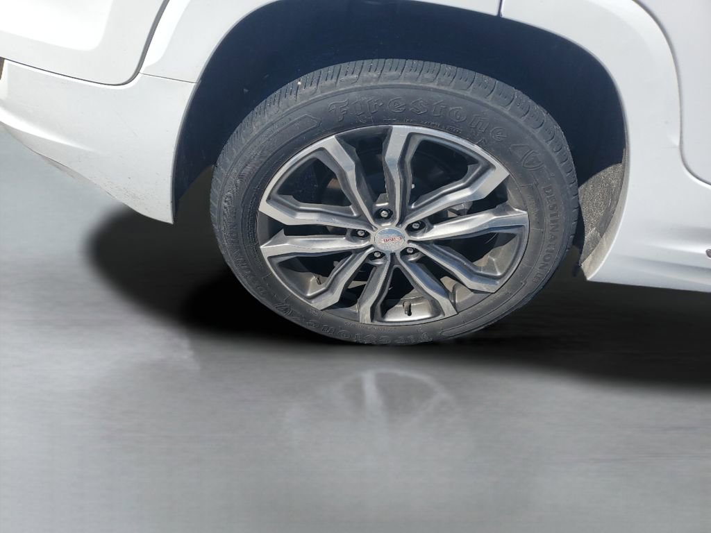 Used 2020 GMC Terrain Denali w/ Denali Premium Package image 3