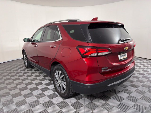 Used 2023 Chevrolet Equinox Premier AWD/4WD image 8