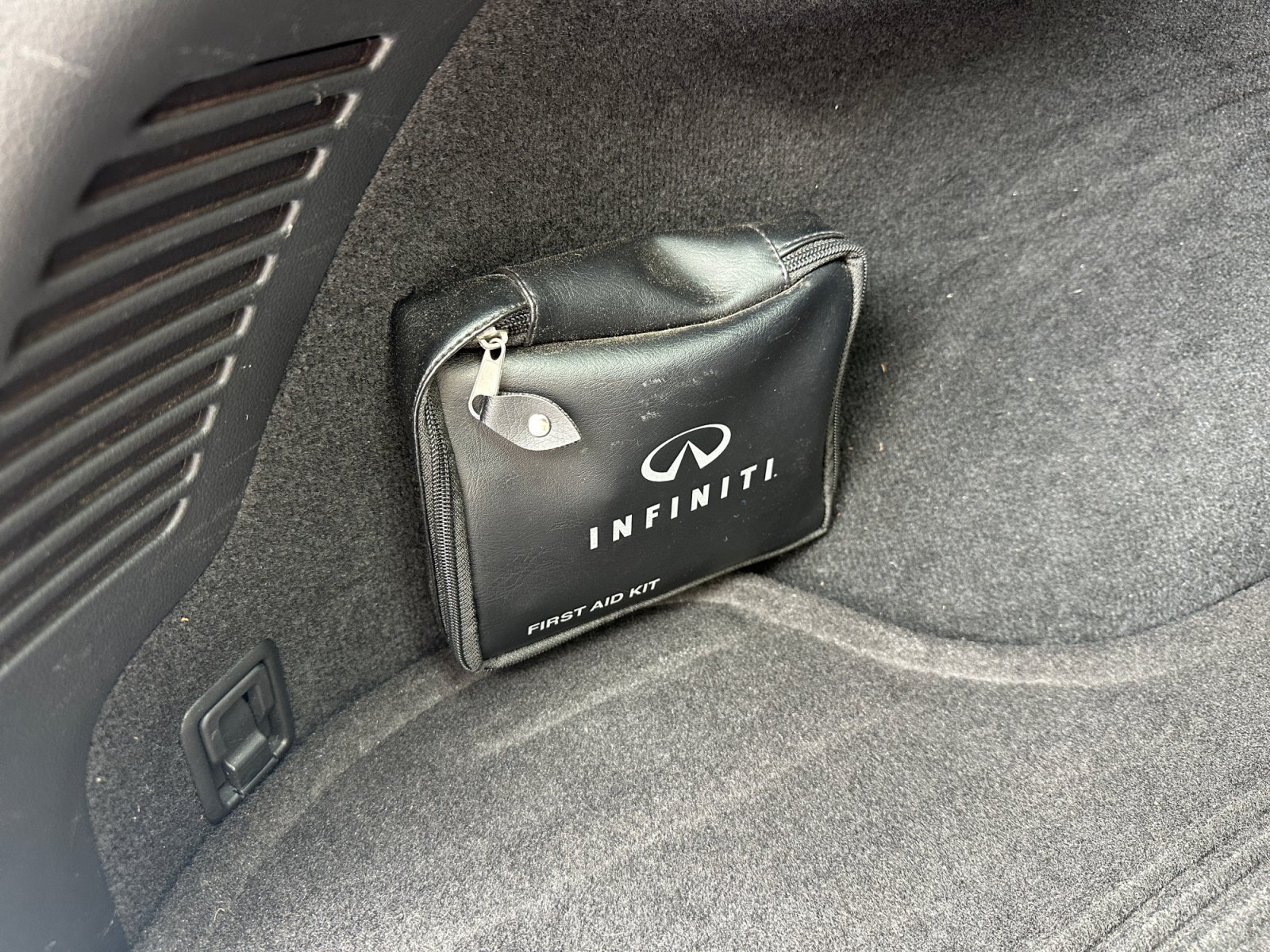 Used 2016 INFINITI QX70 2WD w/ Premium Package image 24