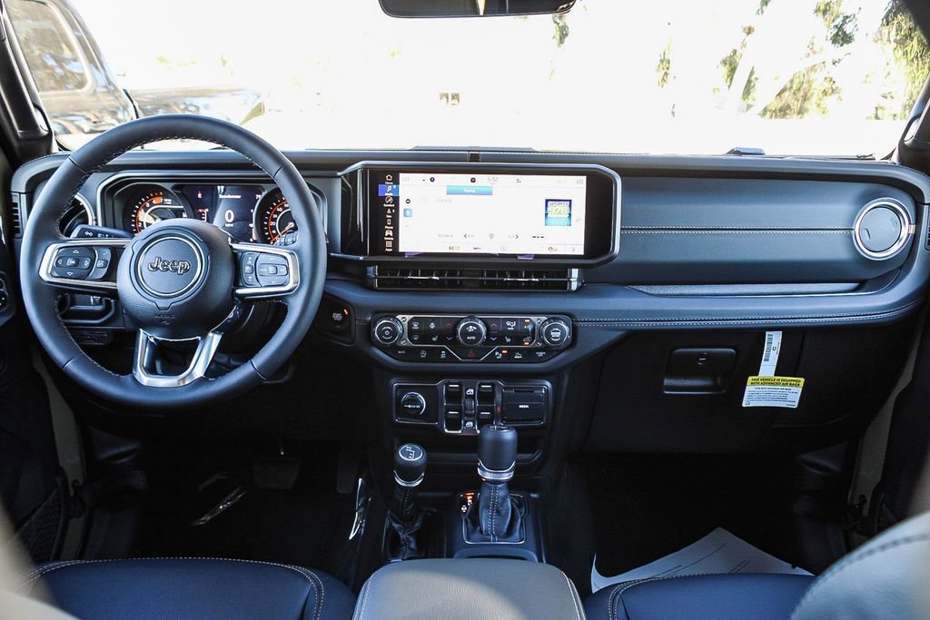 New 2026 Jeep Wrangler Unlimited Sahara AWD/4WD image 14