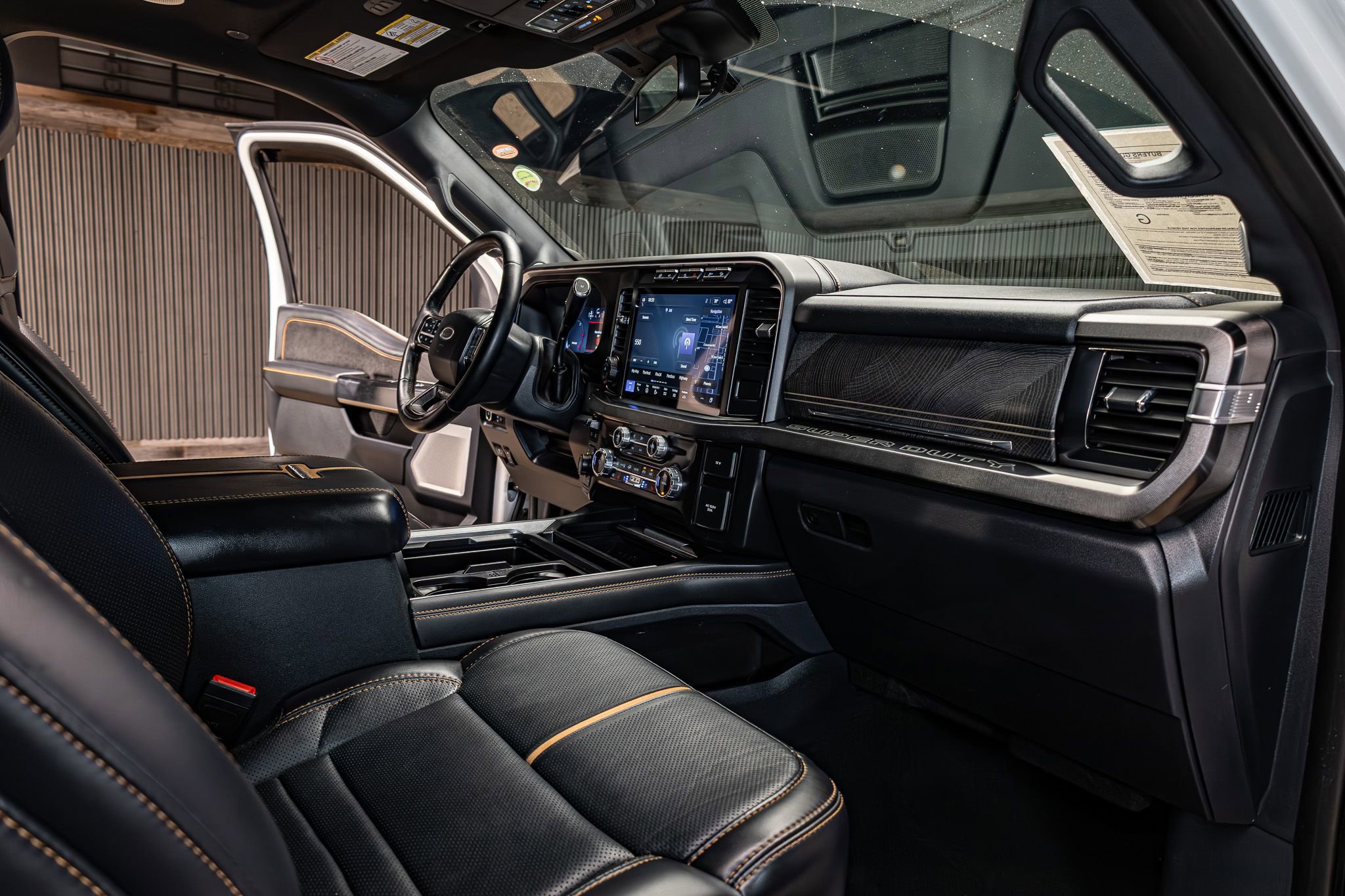 Used 2023 Ford F450 Platinum w/ FX4 Off-Road Package image 14