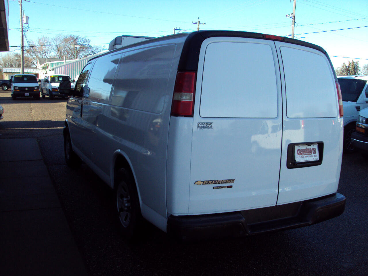 Used 2014 Chevrolet Express 1500 AWD image 7