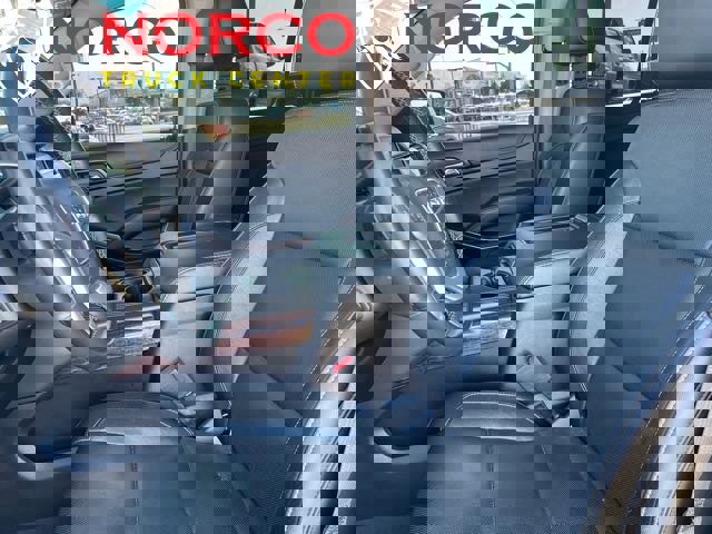 Used 2019 GMC Yukon XL SLT image 24