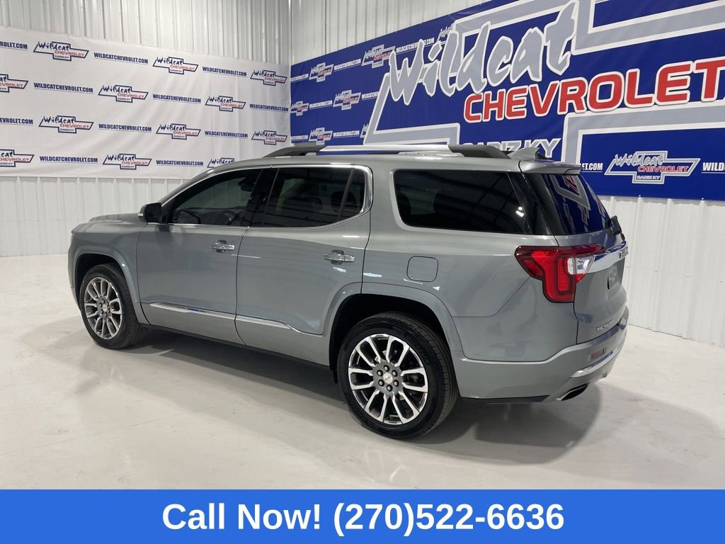 Used 2023 GMC Acadia Denali image 5