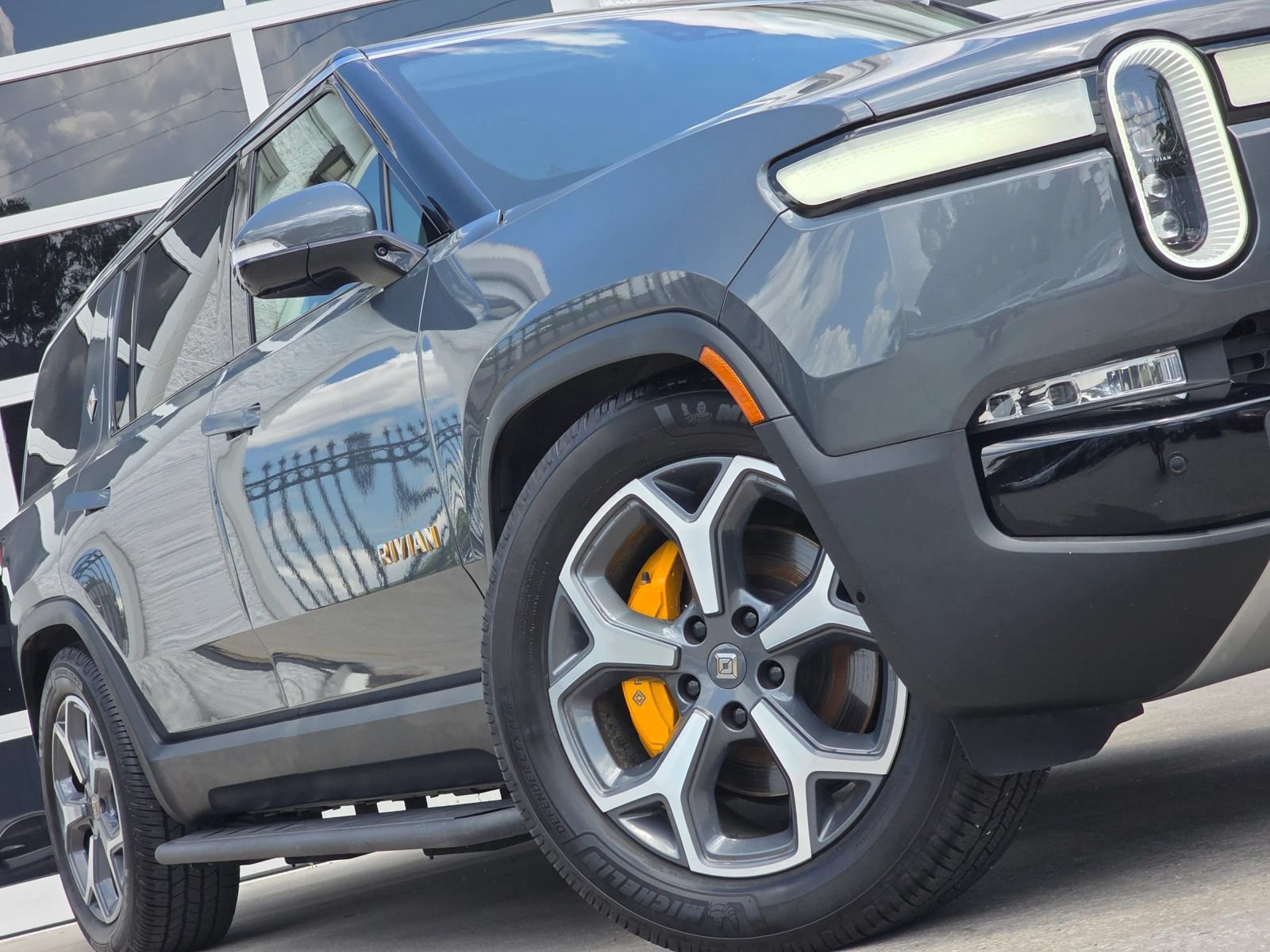 Used 2023 Rivian R1S Adventure Quad AWD/4WD image 11
