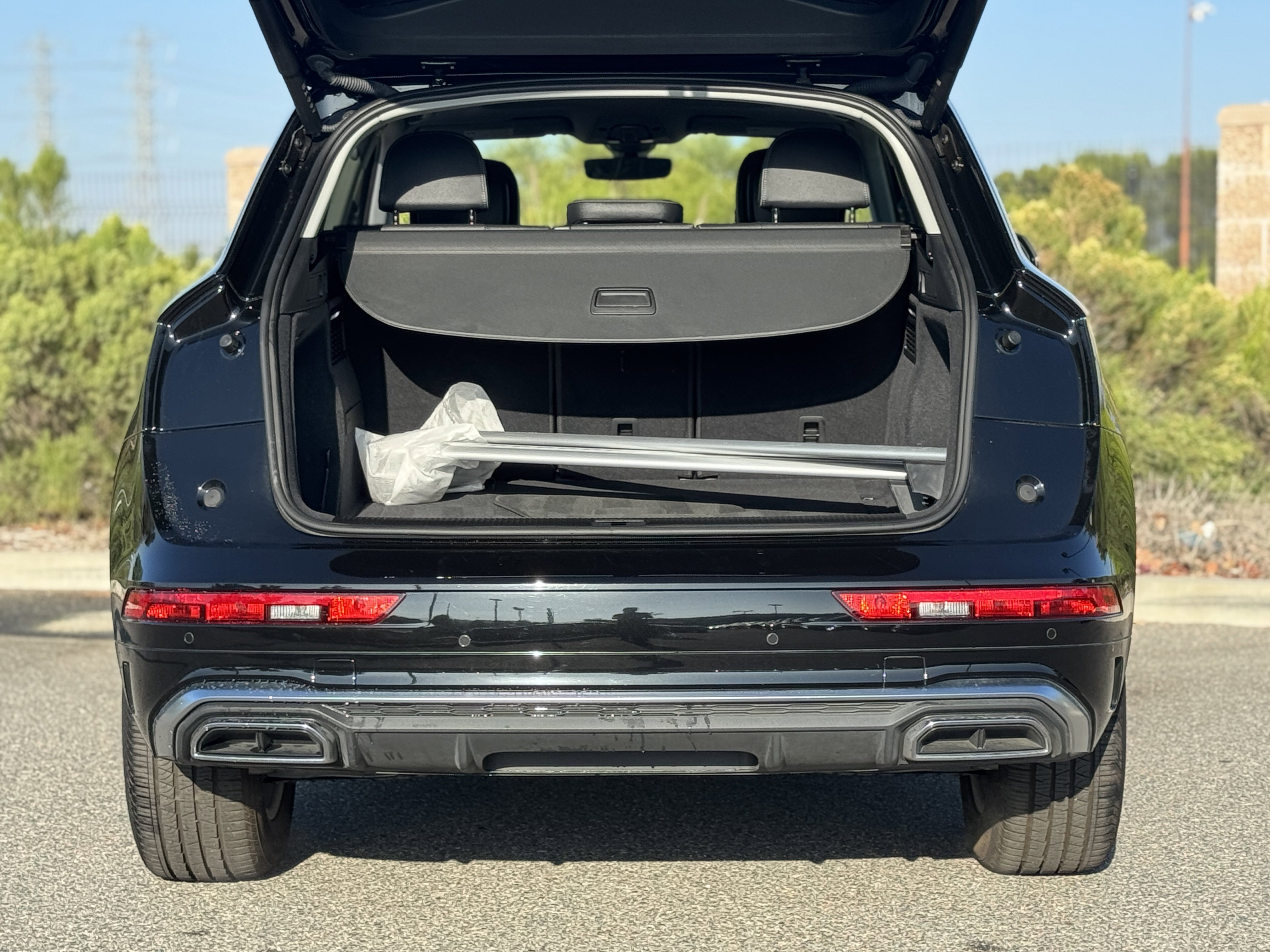 Used 2024 Audi Q5 2.0T Premium w/ Convenience Package image 12