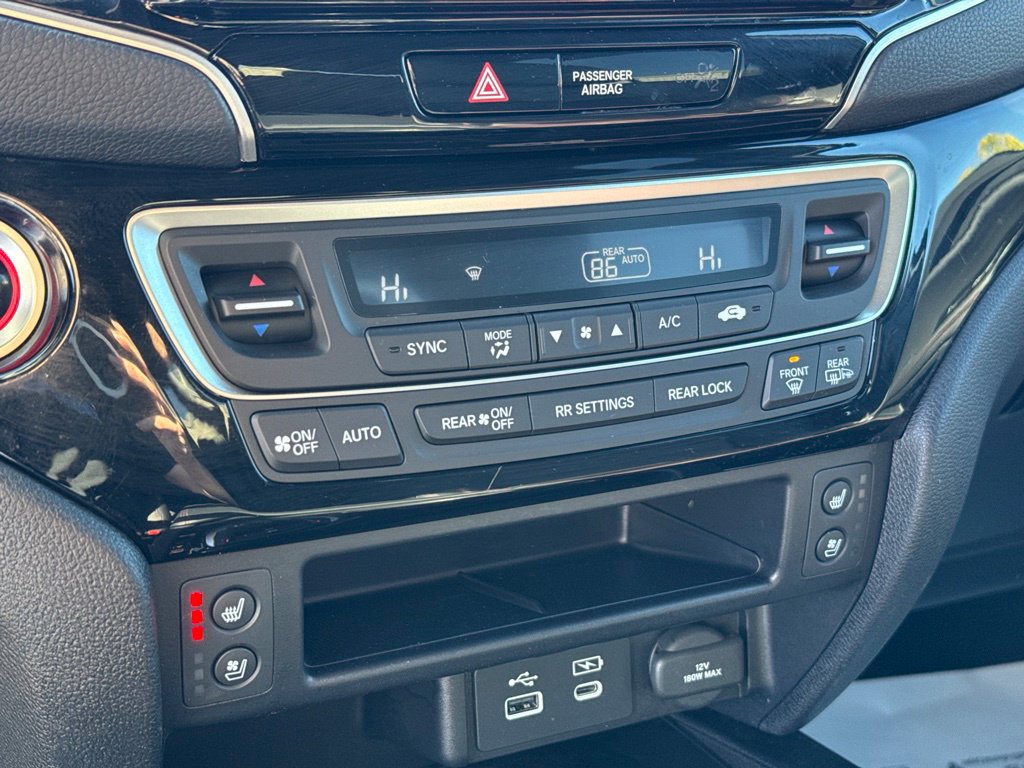 Used 2025 Honda Ridgeline Black Edition image 23