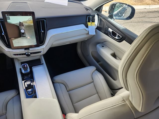 New 2026 Volvo XC60 B5 Ultra w/ Protection Package Premier AWD/4WD image 12