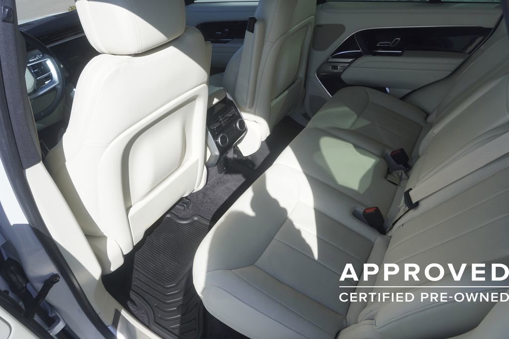 Used 2023 Land Rover Range Rover SE image 29