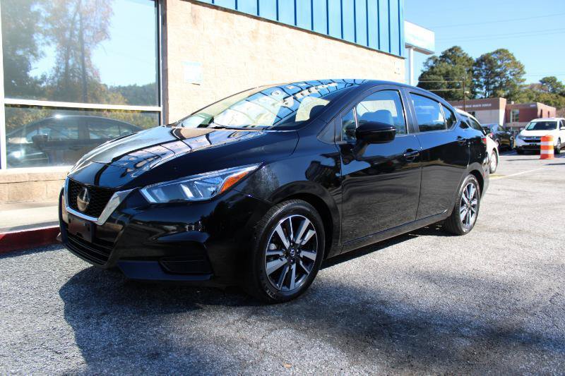 Used 2021 Nissan Versa SV FWD image 3