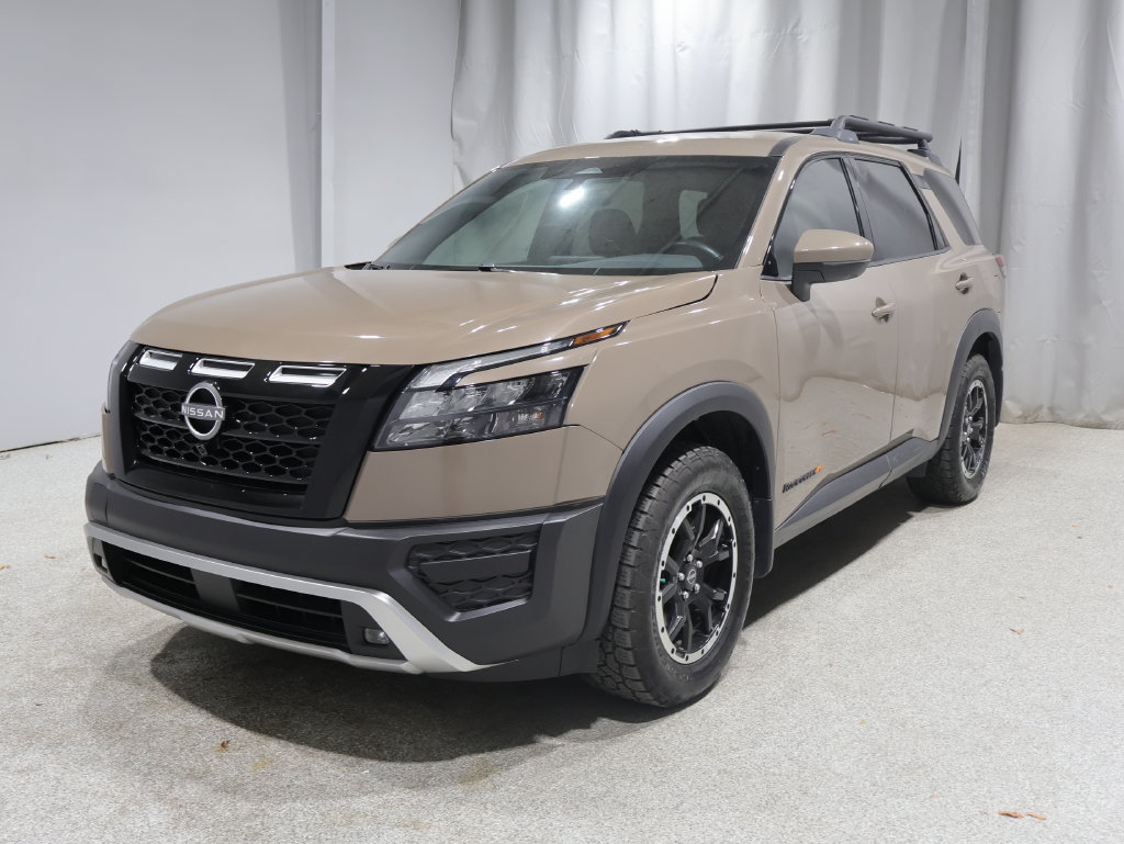 Used 2024 Nissan Pathfinder Rock Creek AWD/4WD image 7