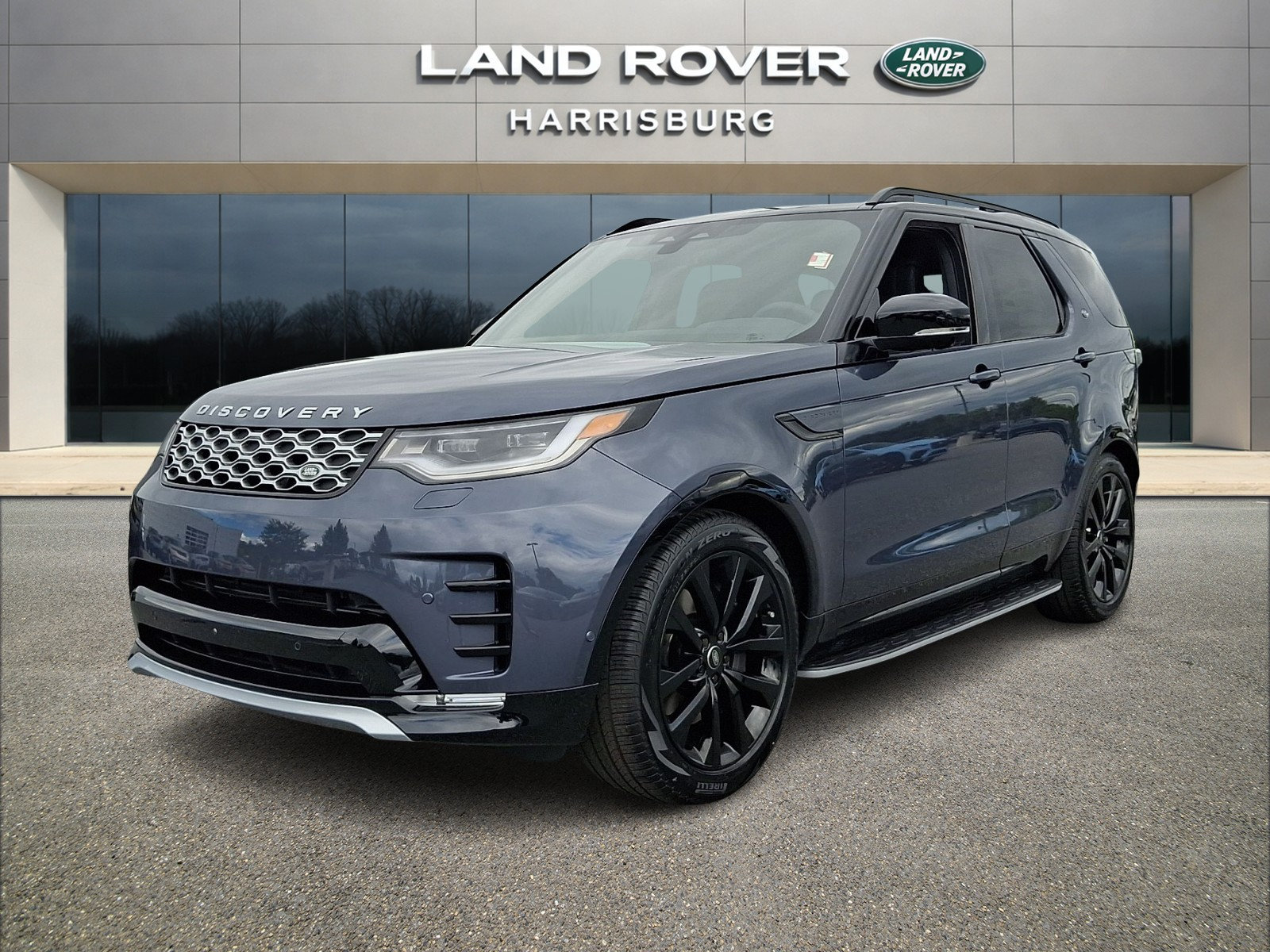 New 2026 Land Rover Discovery Limited Edition AWD/4WD image 1