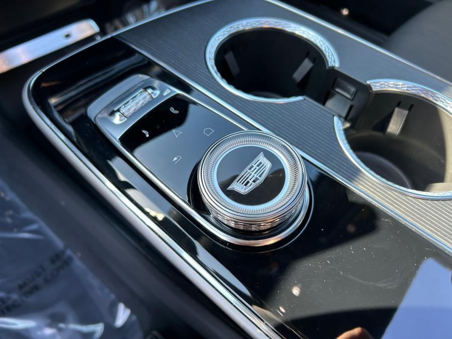 Used 2024 Cadillac Lyriq Luxury w/ LPO, Floor Liner Package image 25