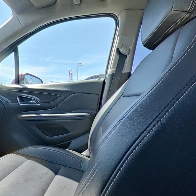 Used 2015 Buick Encore Leather FWD image 25