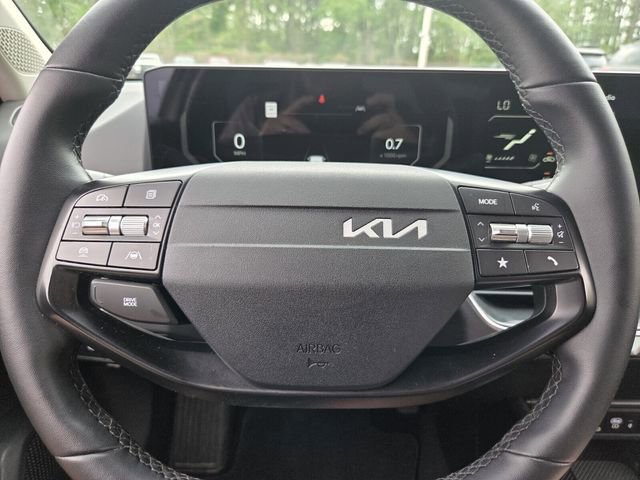 Used 2025 Kia K4 EX FWD image 20