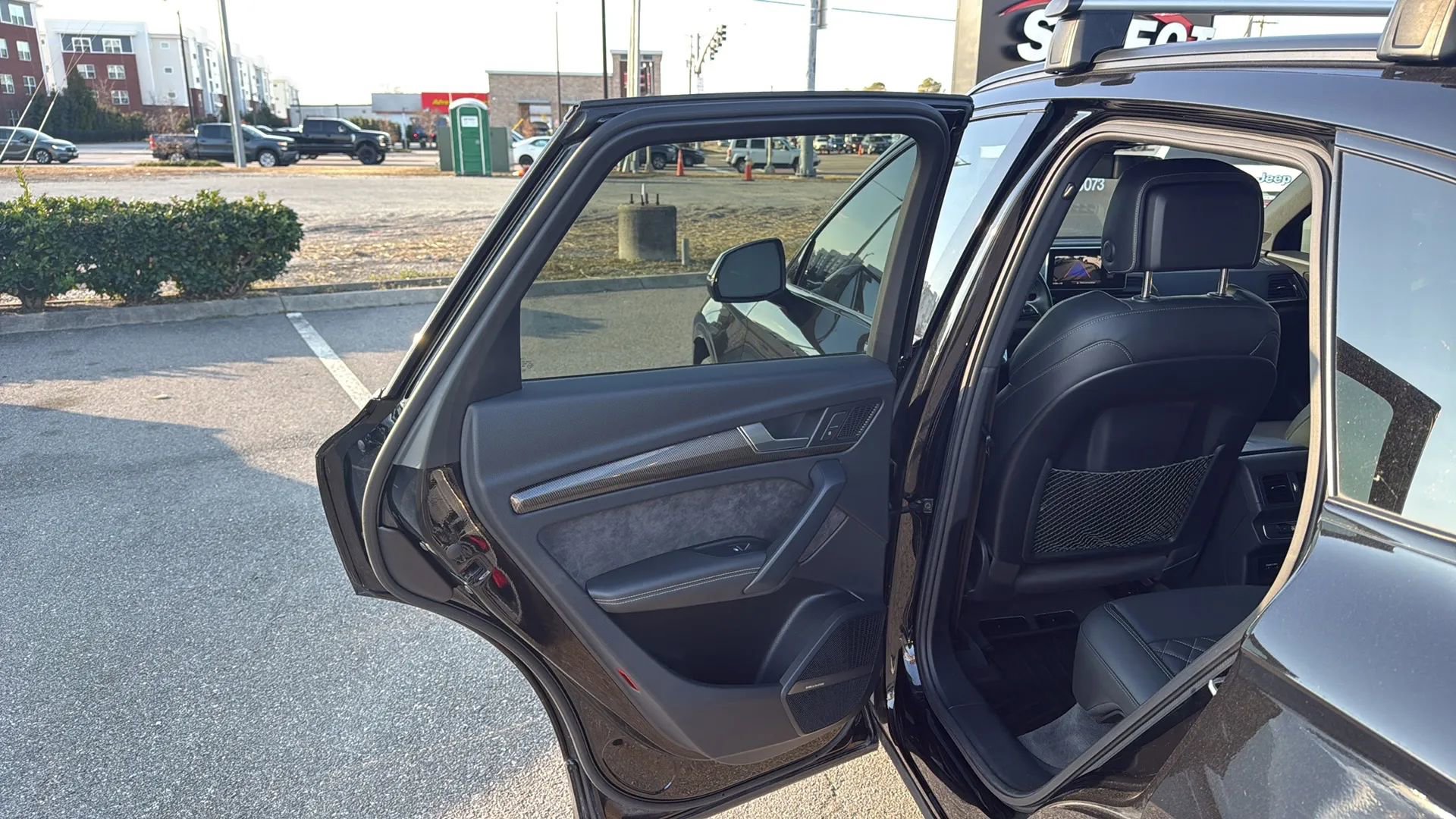 Used 2020 Audi SQ5 Premium Plus w/ Premium Plus Package image 13