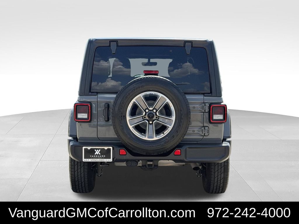 Used 2022 Jeep Wrangler Unlimited Sahara AWD/4WD image 7