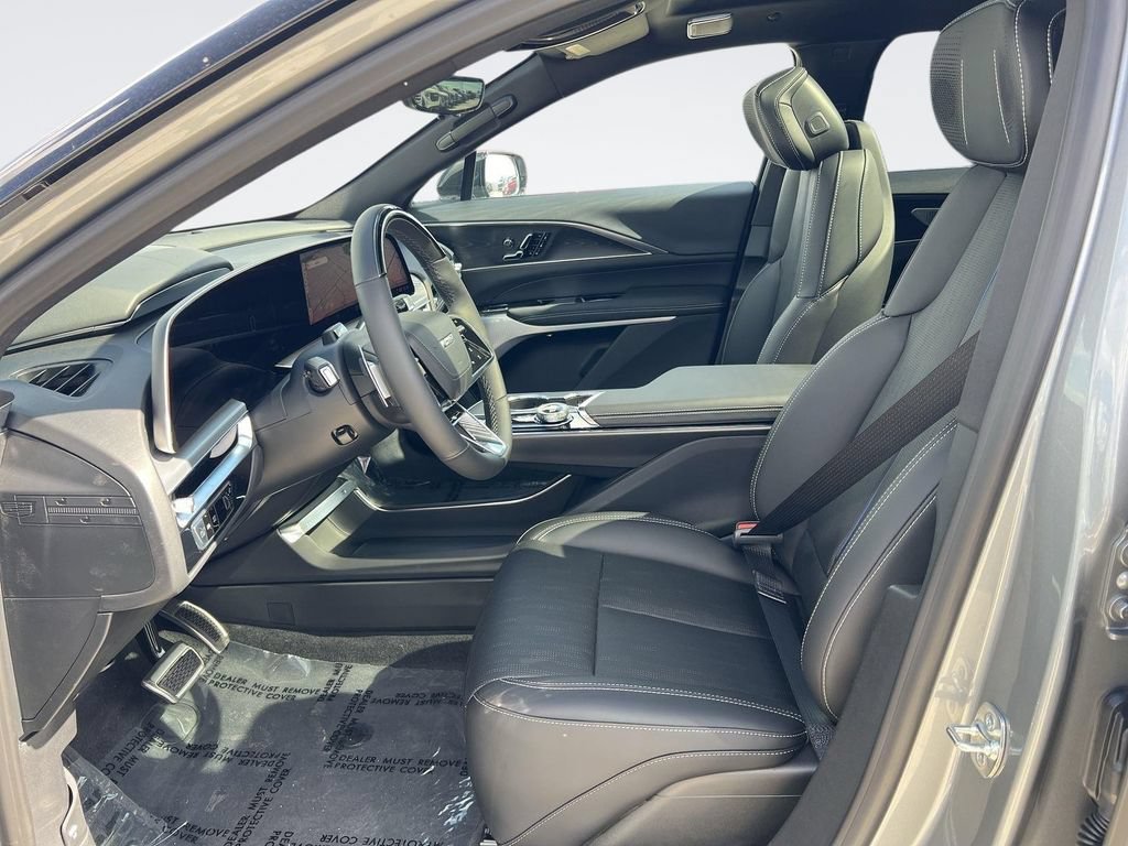 New 2026 Cadillac Lyriq V AWD/4WD image 25