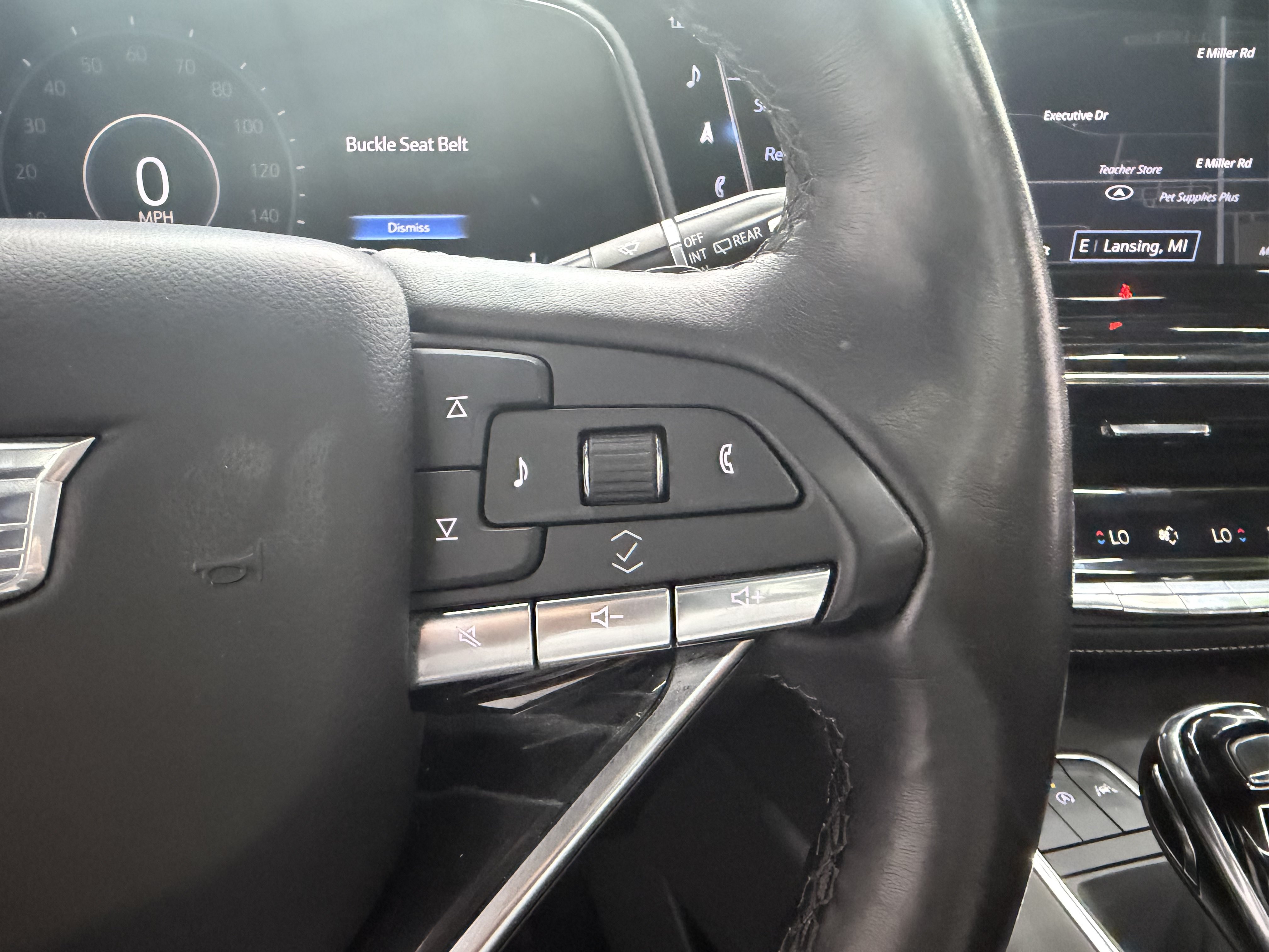 Used 2022 Cadillac Escalade ESV Sport w/ Touring Package AWD/4WD image 19