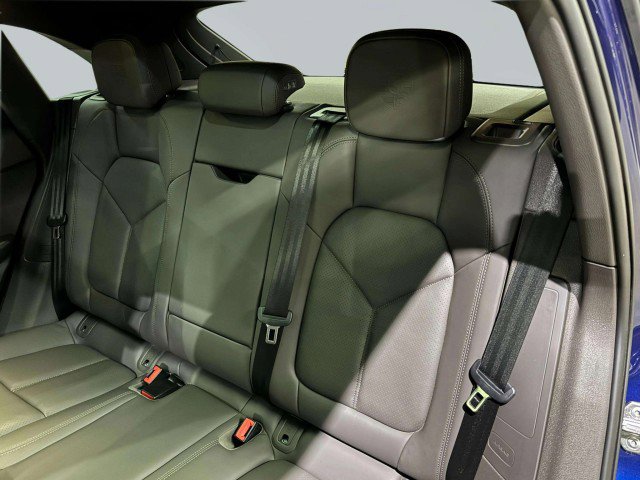 Used 2024 Porsche Macan image 73